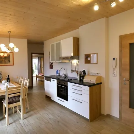 Lanser Appartamento Fügen