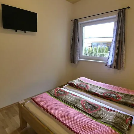 Lanser Apartment